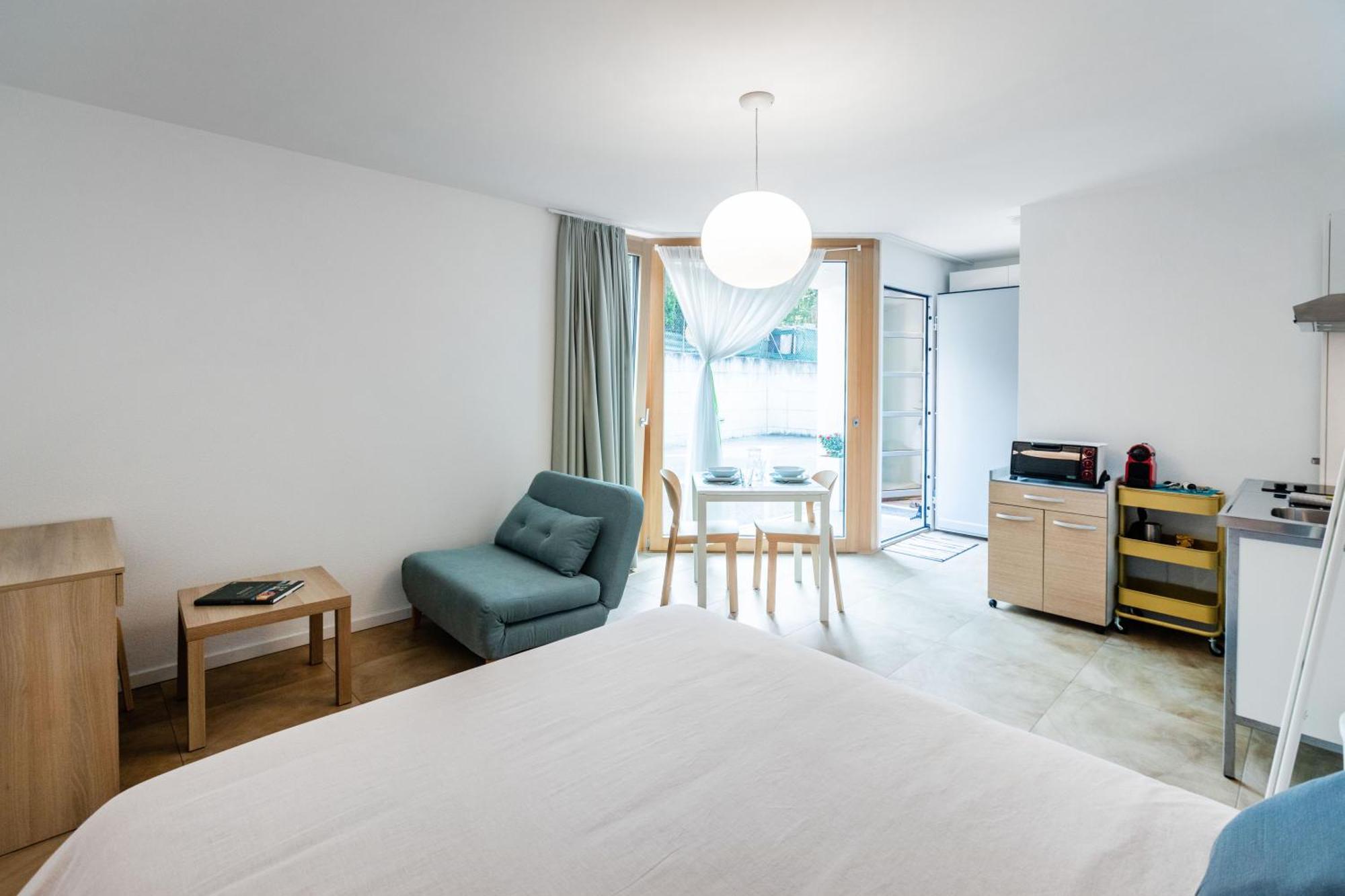 Easy Flat Vezia, Indipendent Entrance, Free Parking Apartment Lugano Ruang foto